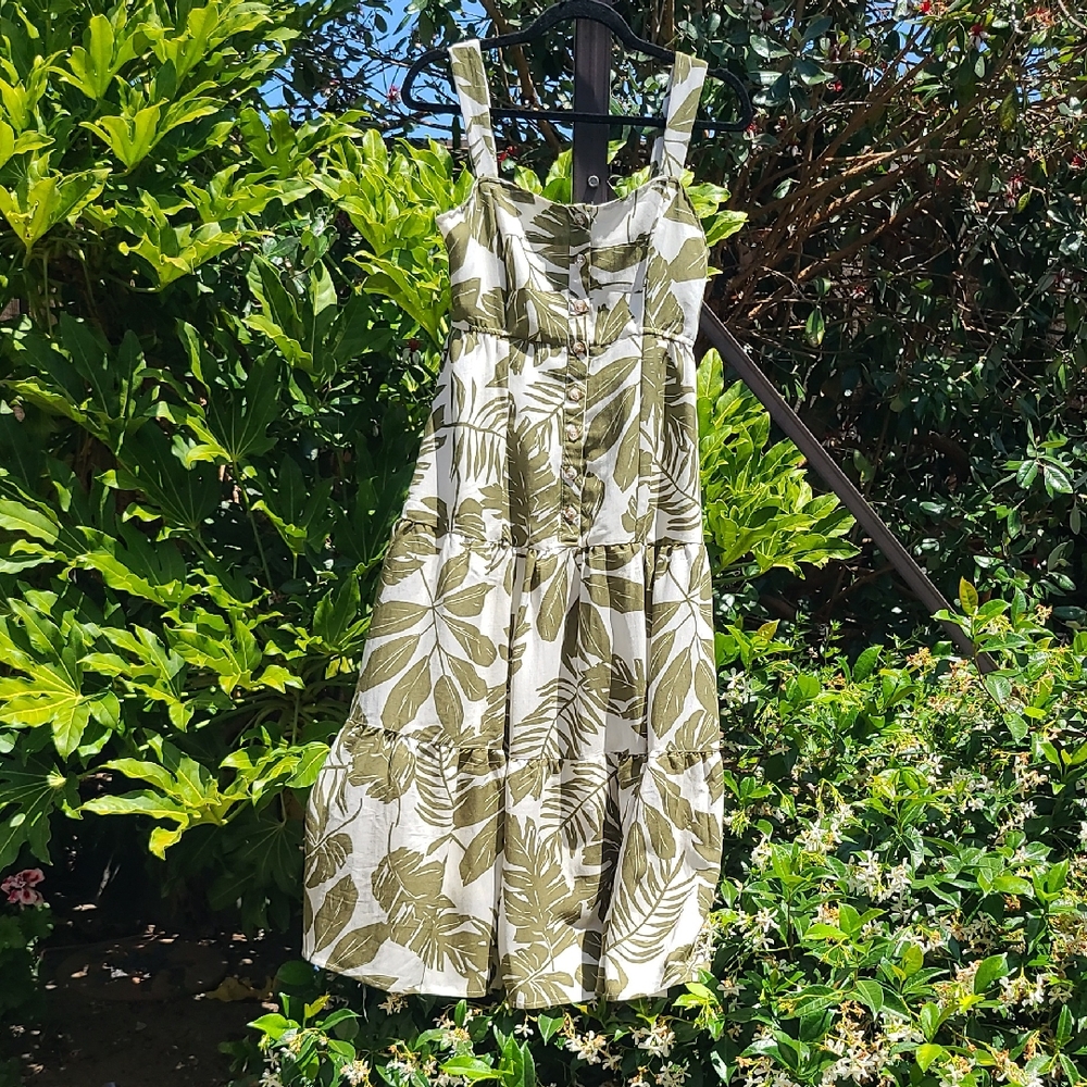 Olive Green and Cream Spaghetti Strap Midi Sundress with Scoop Neck Size Small